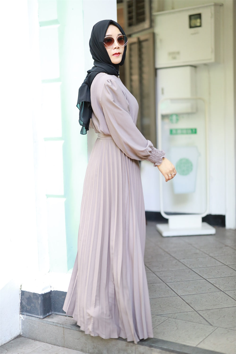 【B2106】Women's plain pleated long abaya dress