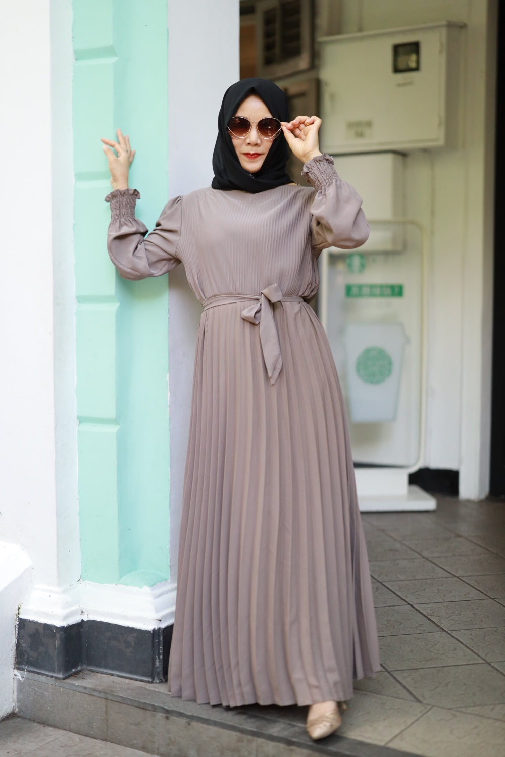 【B2106】Women's plain pleated long abaya dress