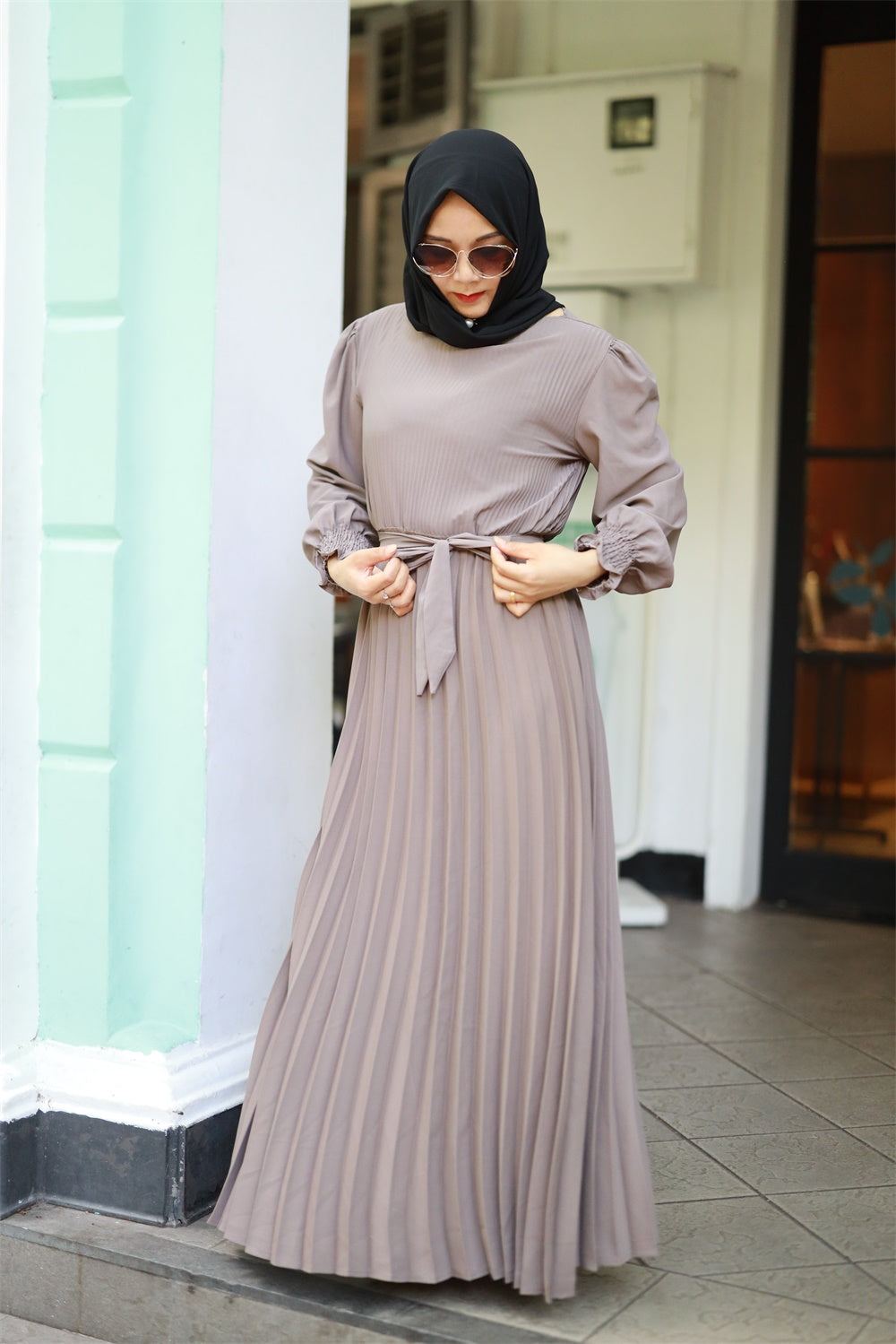 【B2106】Women's plain pleated long abaya dress