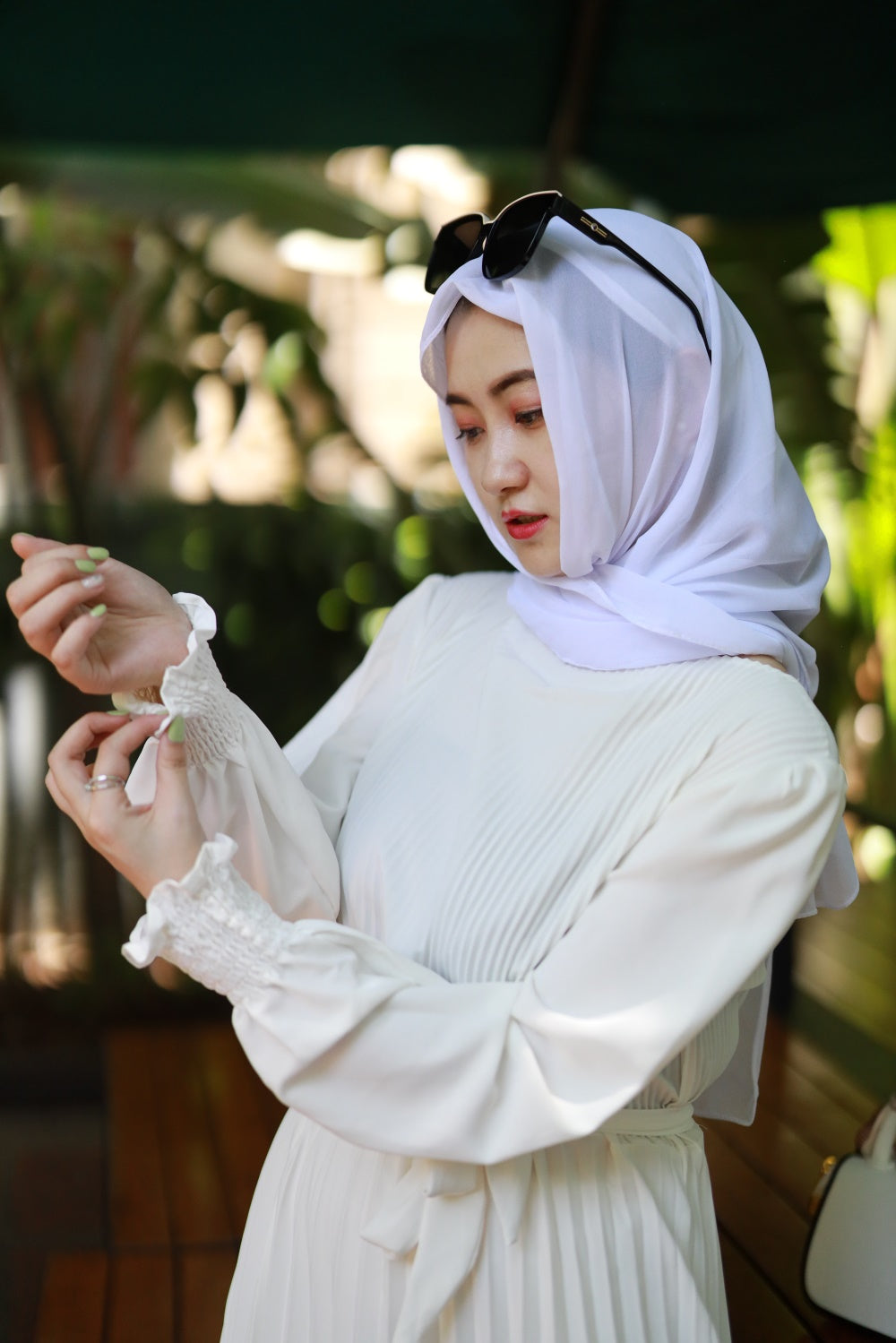 【B2106】Women's plain pleated long abaya dress