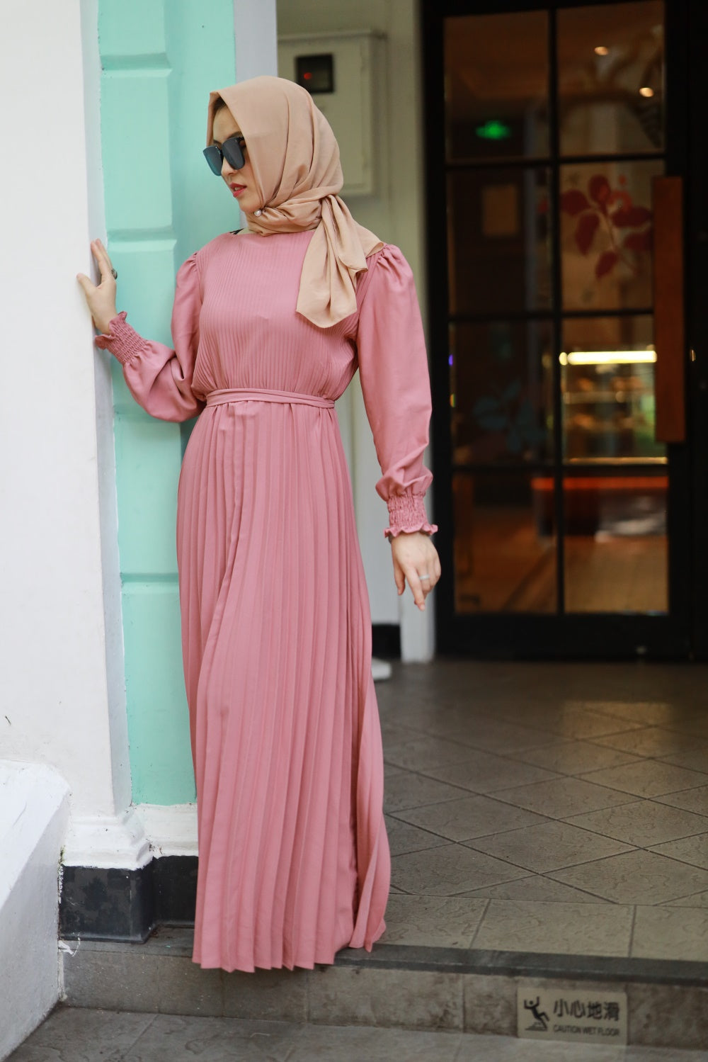 【B2106】Women's plain pleated long abaya dress