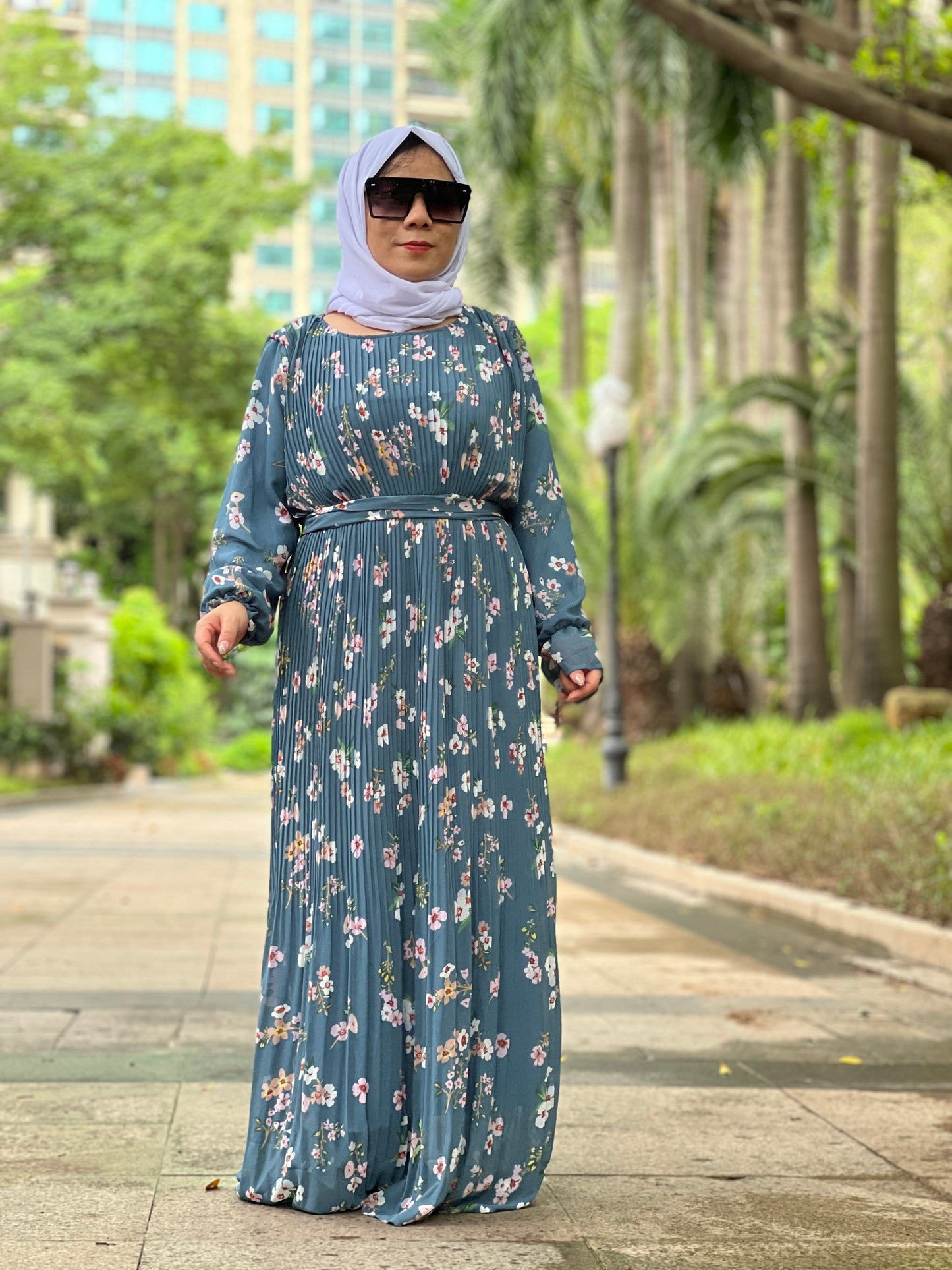 【H22-1】Muslim Women's plain pleated spinning print long dress