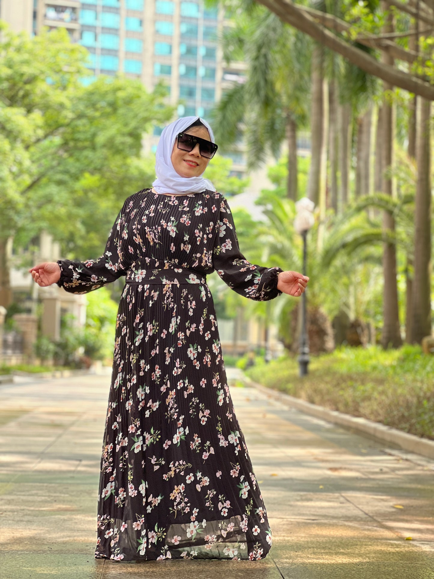 【H22-1】Muslim Women's plain pleated spinning print long dress