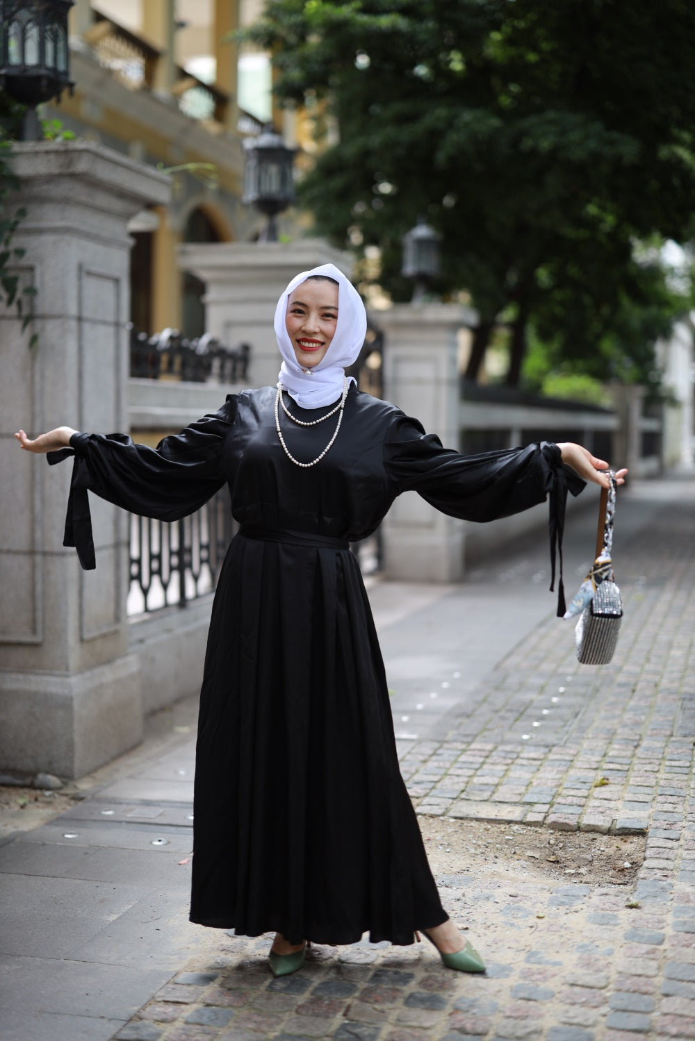 B【234-1】Women's Plain Satin Abaya Dress Round Collar Balloon Sleeve dress