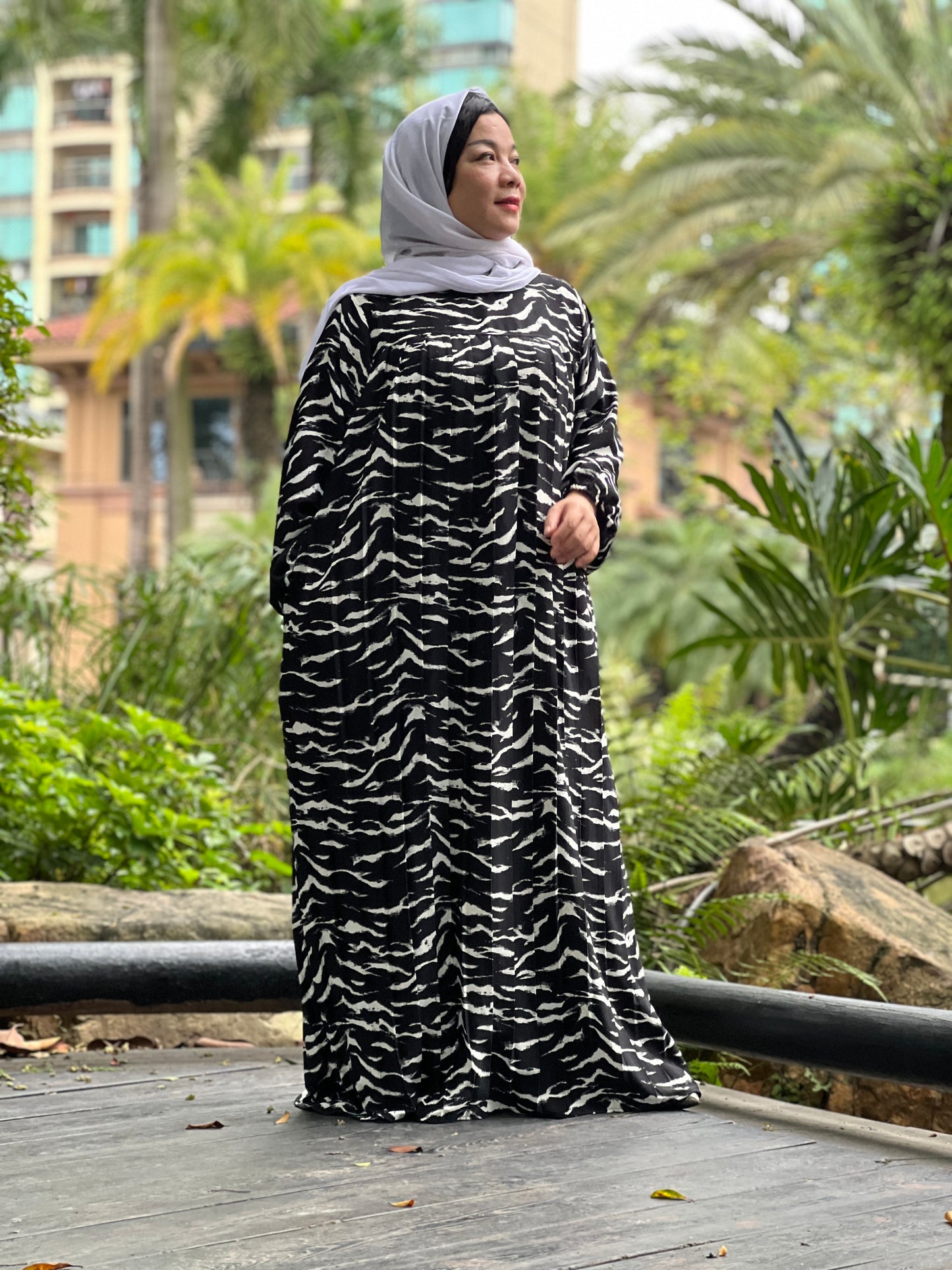 A【H29-0320】Muslim Dubai Women's Watercolor Print Pleated Long Sleeve Loose Dress